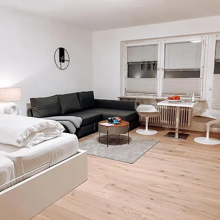 Stilvolle Wohlfuehl-ferienwohnung Mit Balkon & Ausblick Neubulach